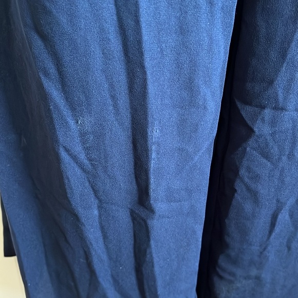 Diane von Furstenberg 'Lucy' Blouson
Jumpsuit Navy Blue Size 4, Wide Leg Flowy - Picture 17 of 17